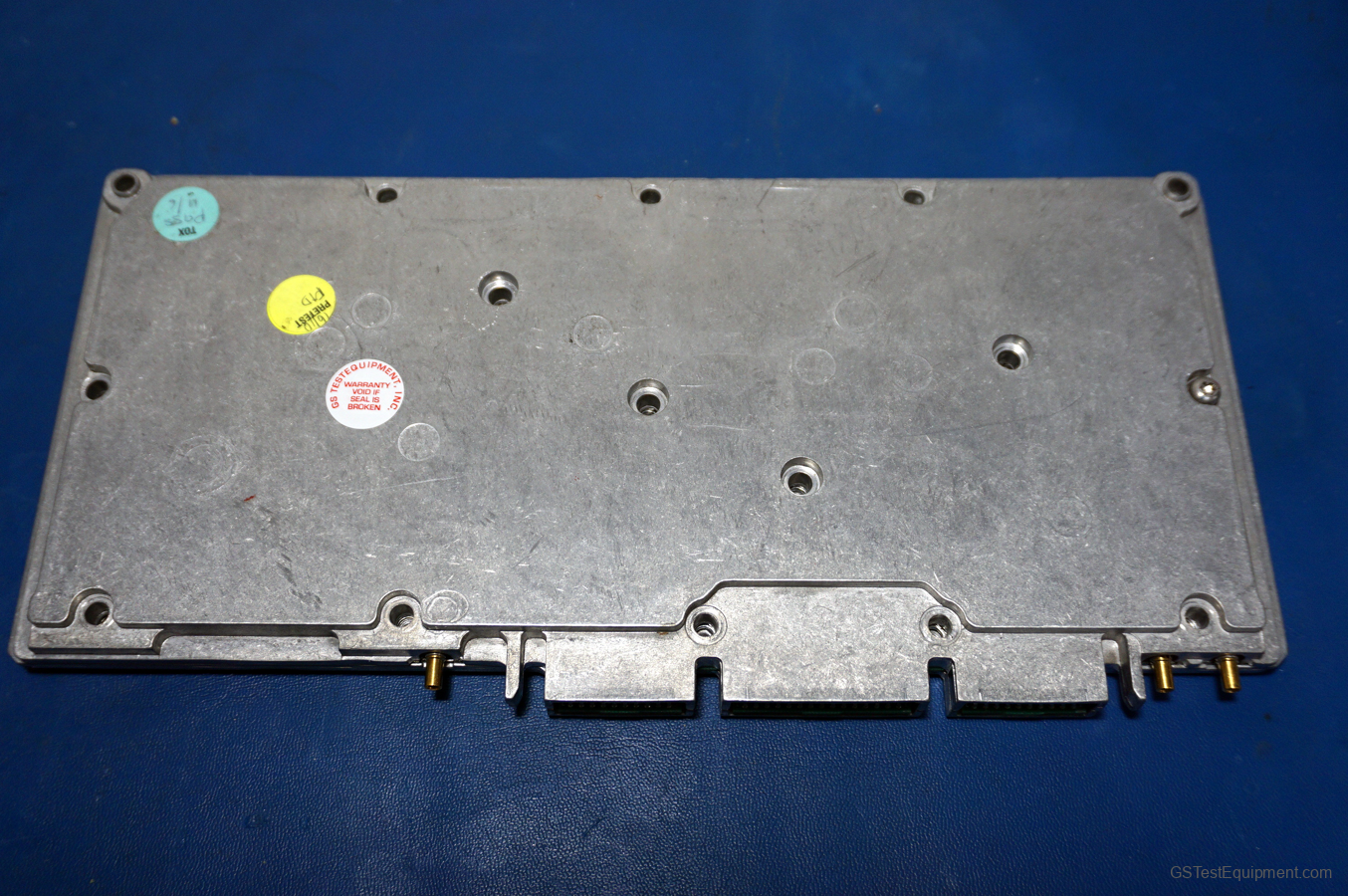 HP / Keysight / Agilent E4400-60659 Spectrum Analyzers - front view