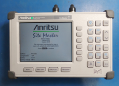 25MHz - 3.3GHz Cable/Antenna Analyzer