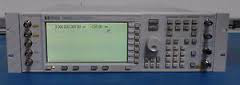 HP Agilent E4432B ESG-D Series Digital RF Signal Generator, 3 GHz