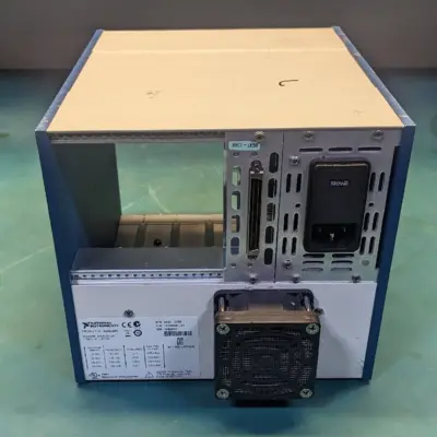 SCXI-1000 thumbnail 2